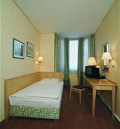 Terminus 3* Dusseldorf